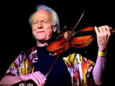 Tom Rigney and Flambeau – Electrifying Roots Fiddle